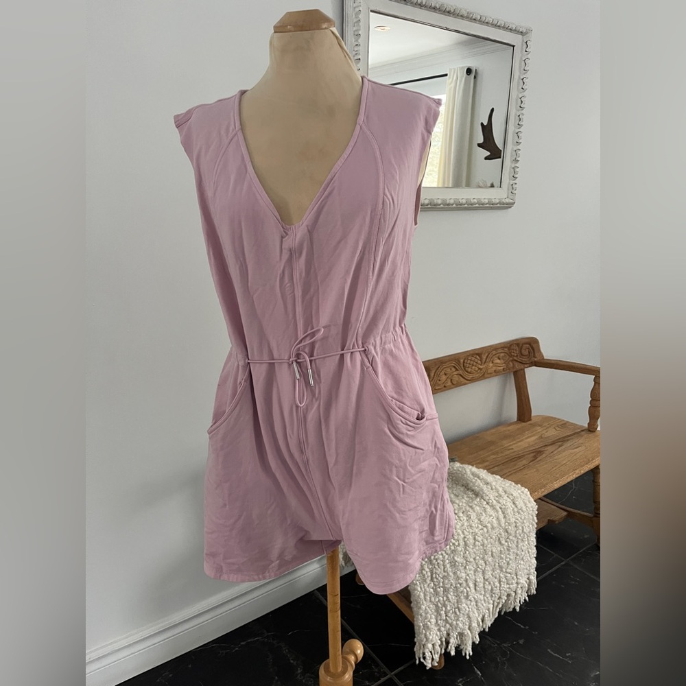 Lululemon onepiece